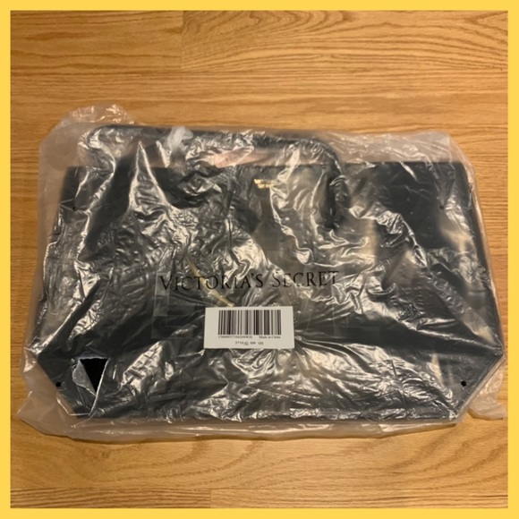 Victoria Secret 3D Love Black Tote - Picture 8 of 8